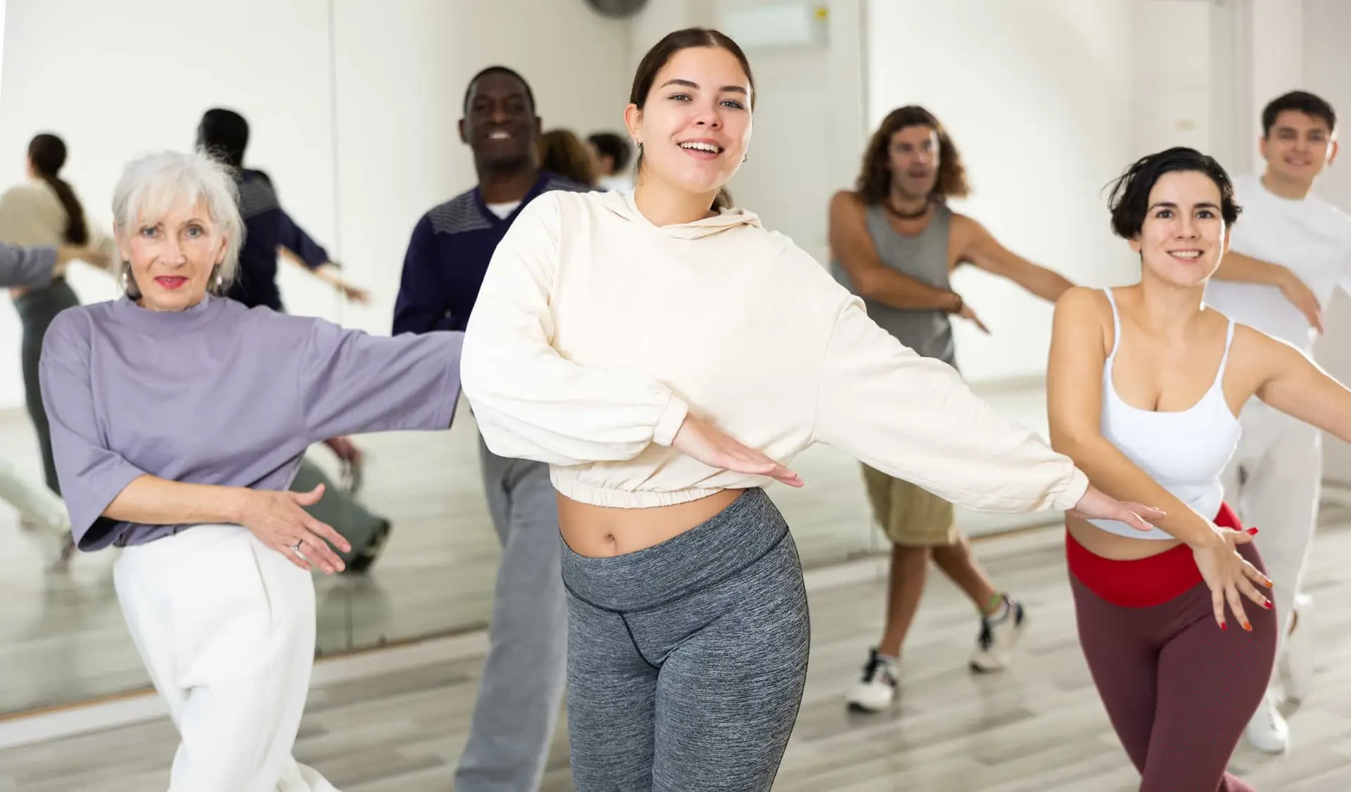 Latin dance workshop participants